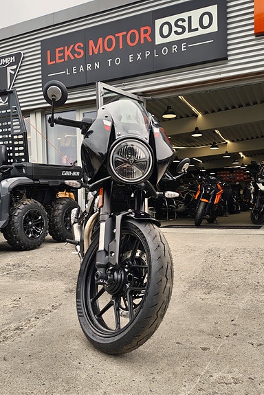 Triumph Thruxton 400 (kampanje) 2 of 5