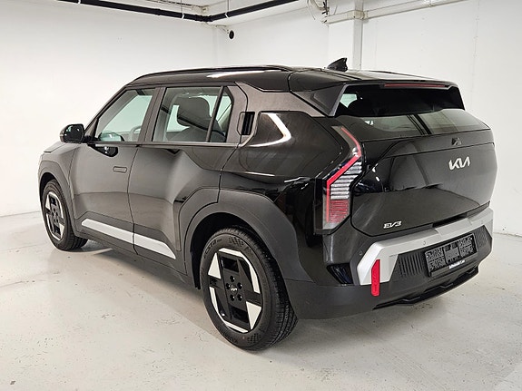 Kia EV3 7 of 20