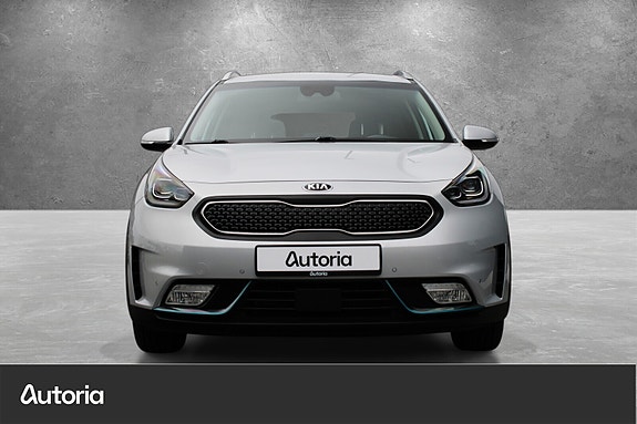 Kia Niro 2 of 24