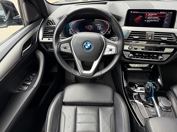 BMW iX3 18 of 30