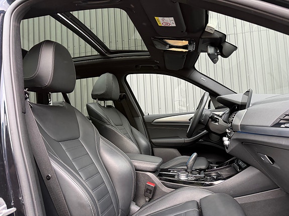BMW iX3 25 of 30