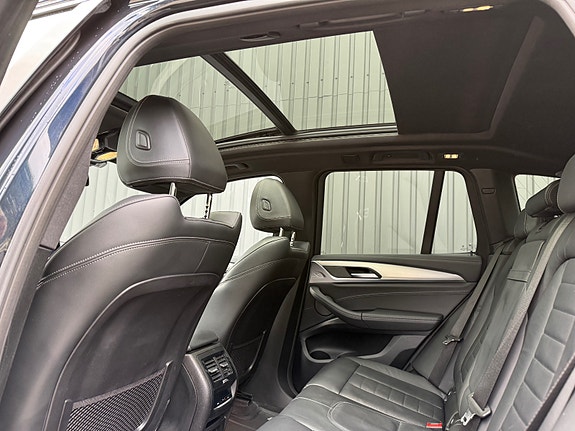 BMW iX3 16 of 30