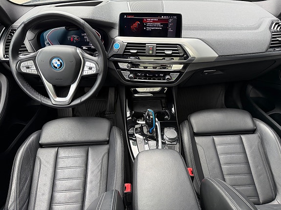 BMW iX3 19 of 30