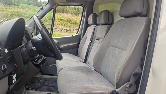 Volkswagen Crafter 13 of 29