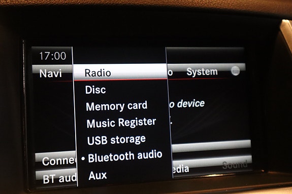 Mercedes-Benz ML250 27 of 30
