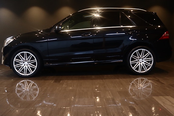 Mercedes-Benz ML250 8 of 30