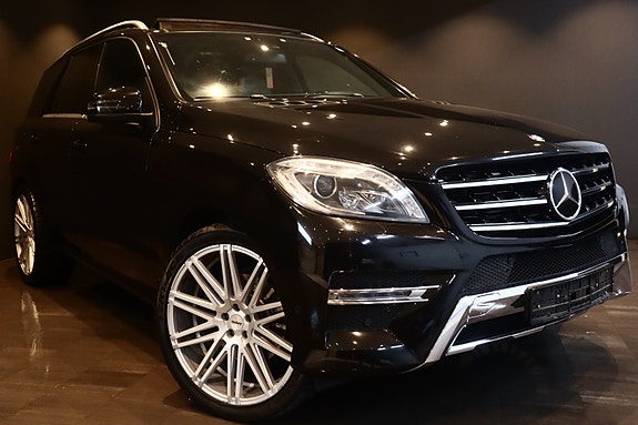 Mercedes-Benz ML250 2 of 30