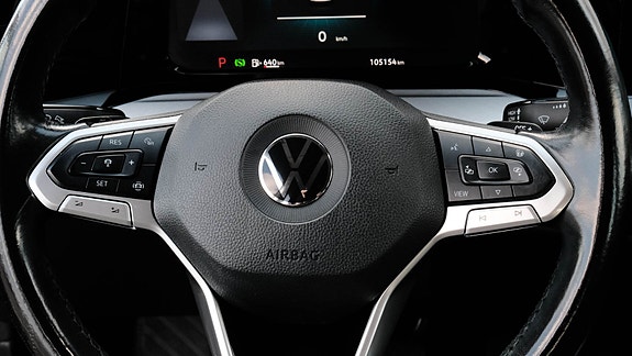 Volkswagen Golf VIII 15 of 29