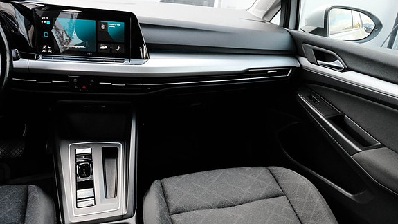 Volkswagen Golf VIII 13 of 29
