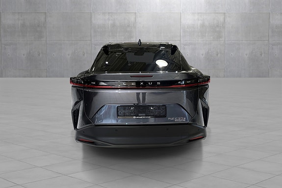 Lexus RZ450e 4 of 19