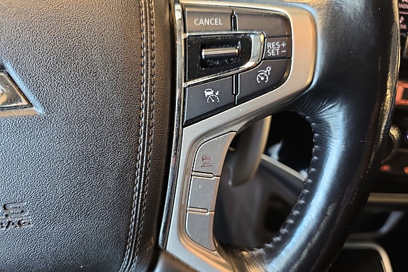 Mitsubishi Outlander 16 of 19