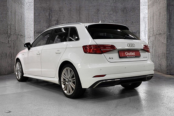 Audi A3 4 of 16
