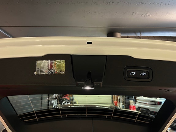 Volvo V60 14 of 30