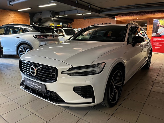 Volvo V60 5 of 30