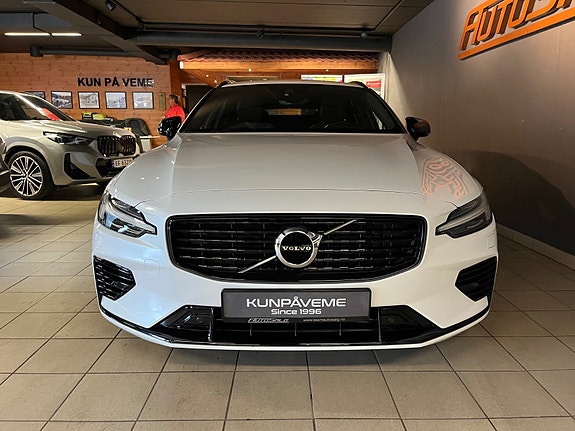 Volvo V60 4 of 30