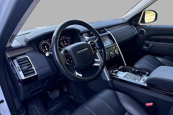 Land Rover Discovery 5 5 of 15
