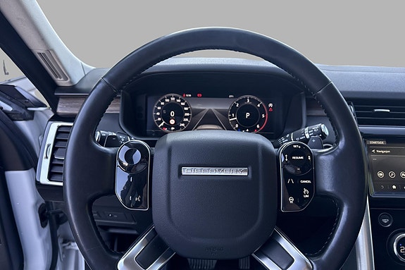 Land Rover Discovery 5 6 of 15