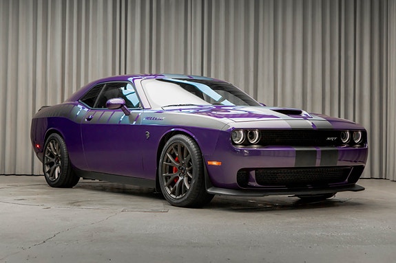 Dodge Challenger 2 of 30
