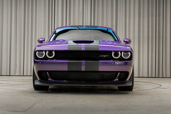 Dodge Challenger 17 of 30