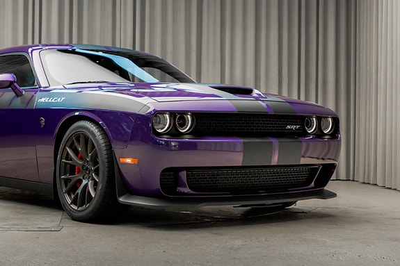 Dodge Challenger 3 of 30