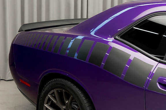 Dodge Challenger 13 of 30