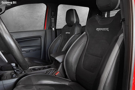 Ford Ranger Raptor 26 of 30