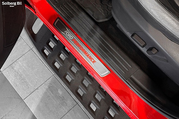 Ford Ranger Raptor 27 of 30