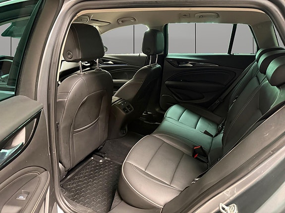 Opel Insignia 26 of 30