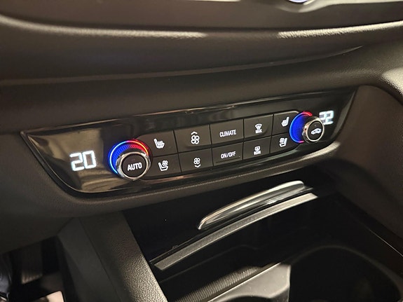 Opel Insignia 23 of 30