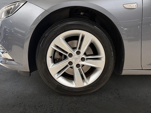 Opel Insignia 9 of 30