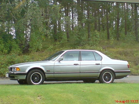 BMW 730iA 13 of 13