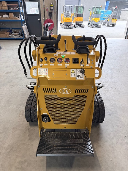 Andre Jærmaskin JKL-480 Kompaktlaster \ skid steer 4 of 5