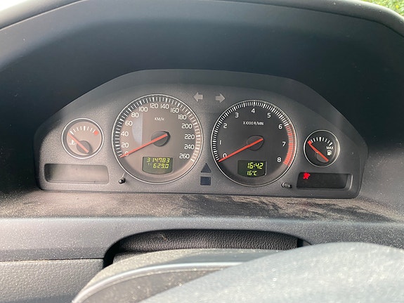 Volvo V70 5 of 5