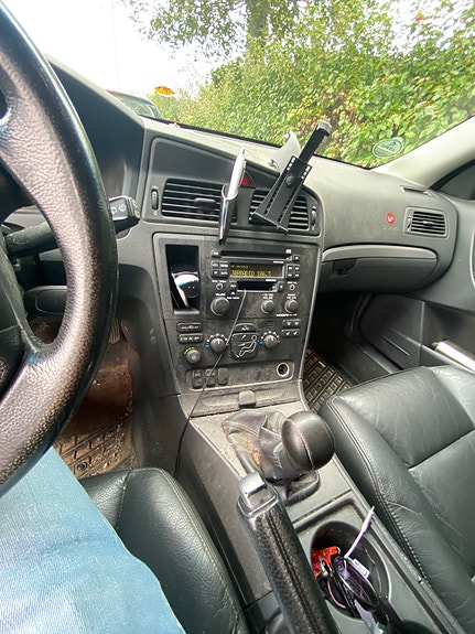Volvo V70 4 of 5