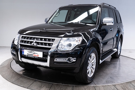 Mitsubishi Pajero 18 of 30