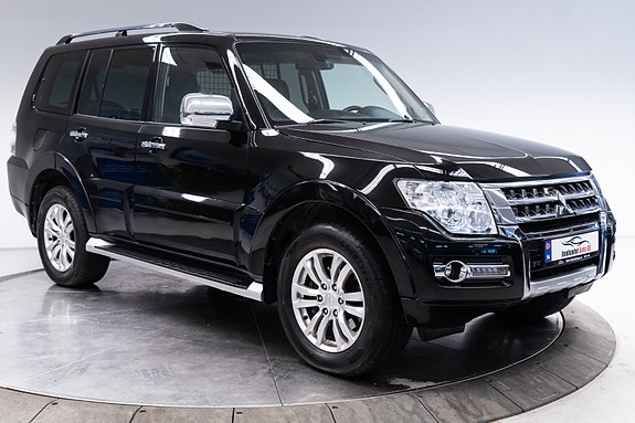Mitsubishi Pajero 24 of 30