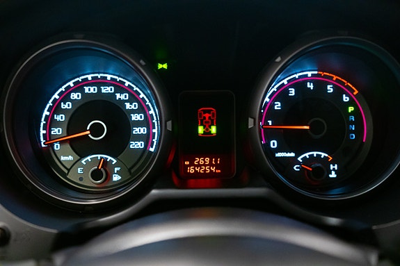 Mitsubishi Pajero 27 of 30