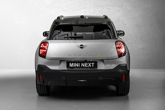 MINI Aceman SE 8 of 26