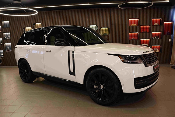 Land Rover Range Rover 11 of 30