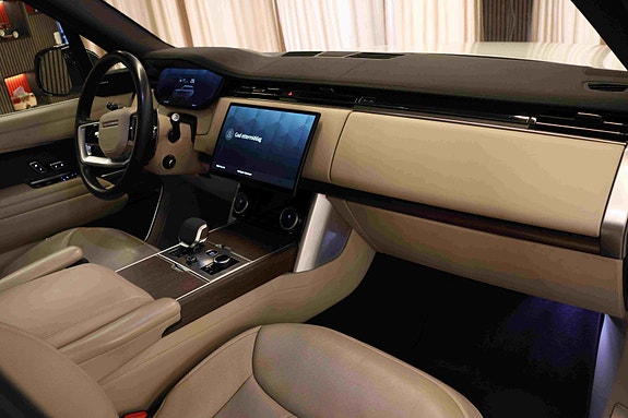 Land Rover Range Rover 14 of 30