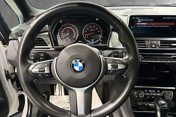 BMW 225xe 12 of 23