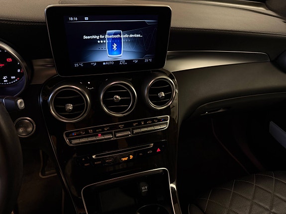 Mercedes-Benz GLC250 24 of 30