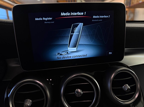 Mercedes-Benz GLC250 29 of 30