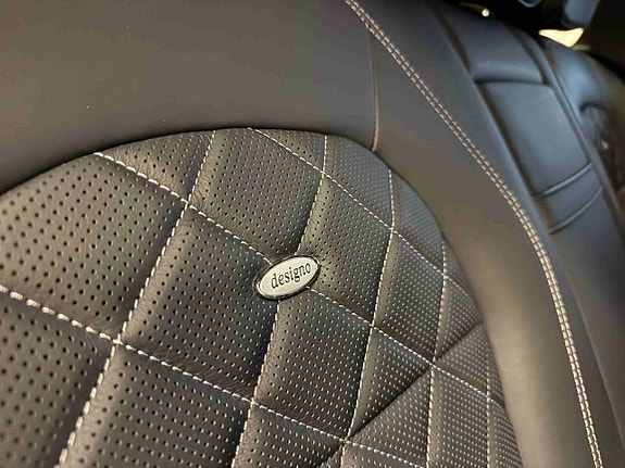 Mercedes-Benz GLC250 11 of 30