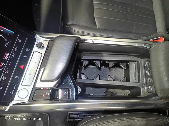 Audi e-tron 12 of 18