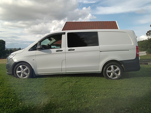 Mercedes-Benz Marco Polo 3 of 15