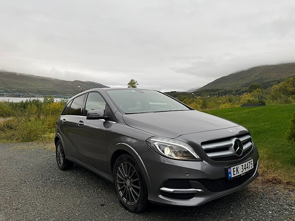 Mercedes-Benz B-Electric 3 of 30