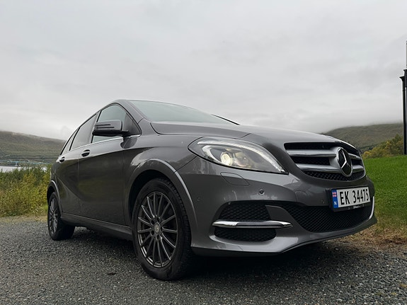 Mercedes-Benz B-Electric 2 of 30