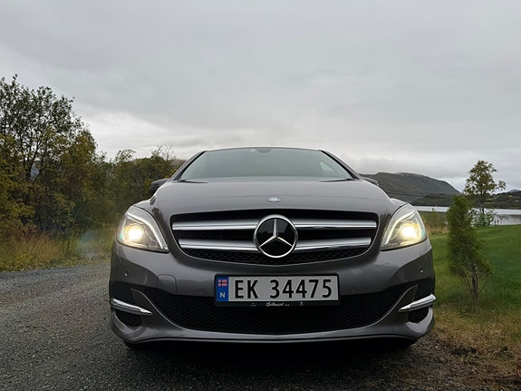 Mercedes-Benz B-Electric 5 of 30