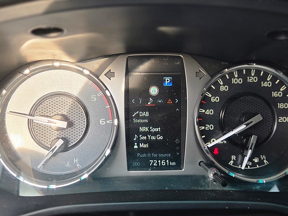 Toyota HiLux 6 of 20